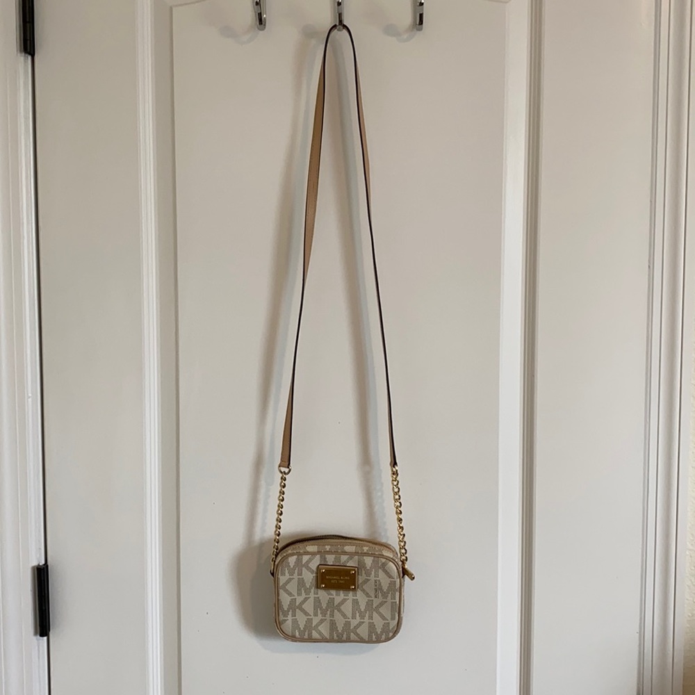 Michael Kors crossbody bag